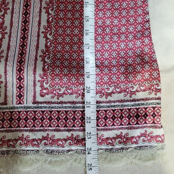 White House Black Market Satin Blouse MCM Filigree Pattern with Lace Trim - XS - Picture 9 of 9